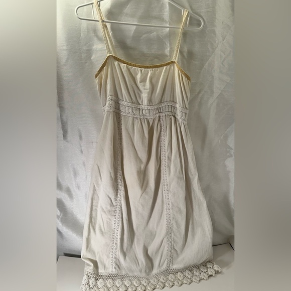 Old Navy Maternity Sleeveless Dress White - Picture 1 of 9